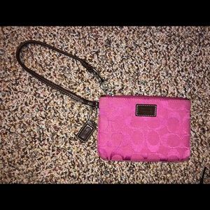 Coach wristlet in great condition